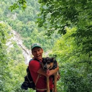 Meet your Posher, Clint